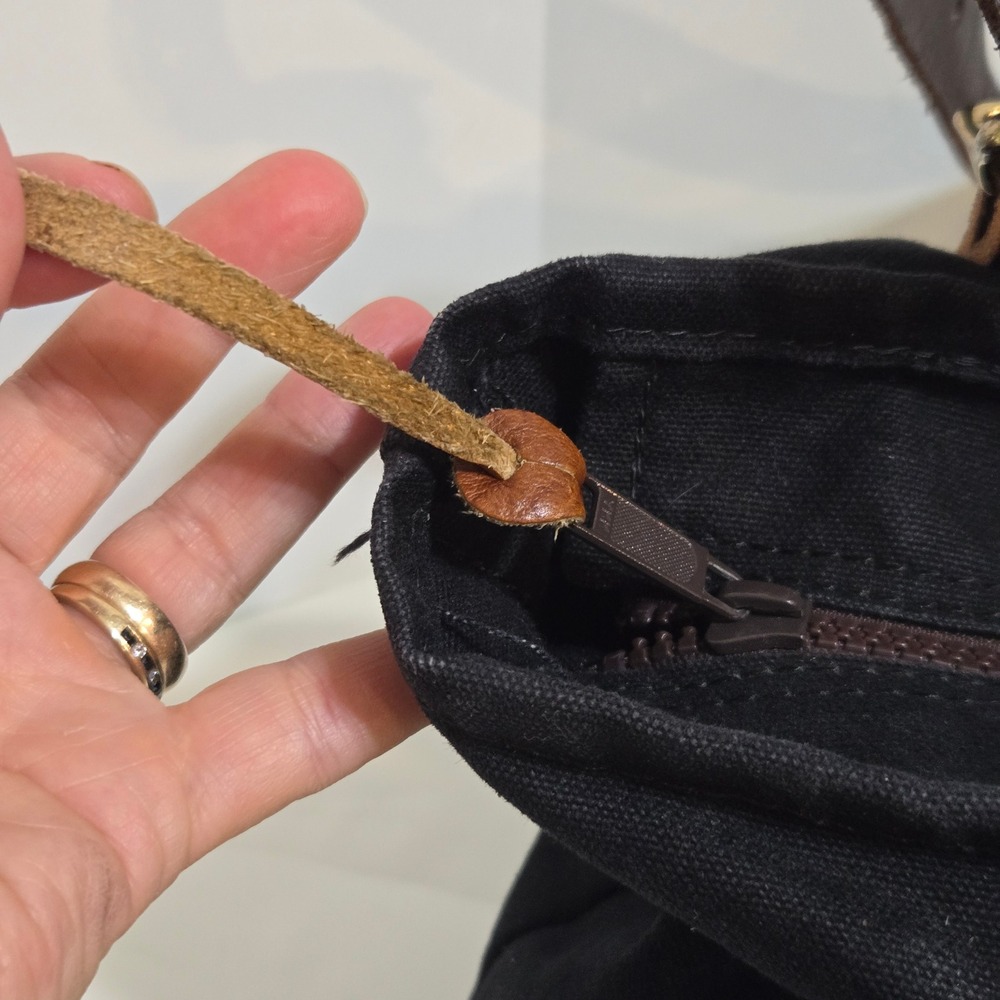 Duluth Pack Zippered Market Bag Black Canvas Leather Adjustable Straps USA 10x12 - Picture 6 of 14